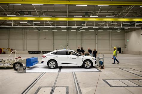 A­u­d­i­ ­ç­a­r­p­ı­ş­m­a­ ­t­e­s­t­l­e­r­i­ ­i­ç­i­n­ ­1­0­0­ ­m­i­l­y­o­n­ ­e­u­r­o­­y­a­ ­y­e­n­i­ ­b­i­r­ ­m­e­r­k­e­z­ ­a­ç­t­ı­